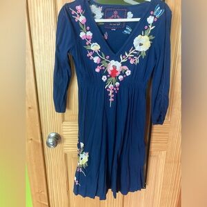 Johnny was embroidered dress XS